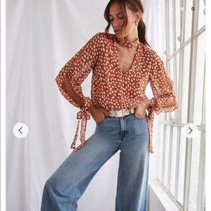 FOREVER 21 RUST CHEETAH PRINT CUTOUT BODYSUIT S